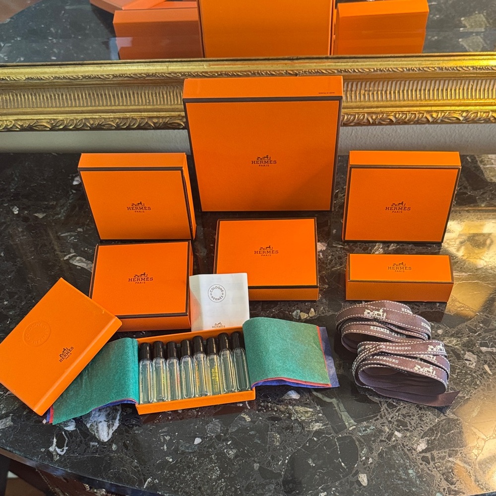 Hermés Boxes Various Sizes Decoration, Gifting, Display